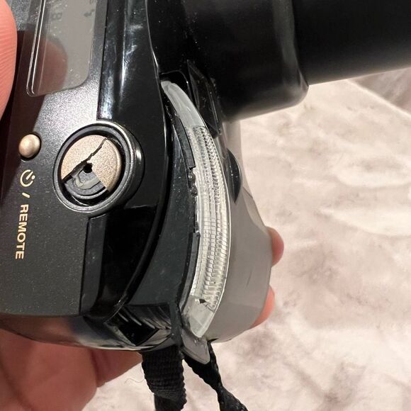 Olympus Black 3500 DLX Camera - Picture 6 of 10